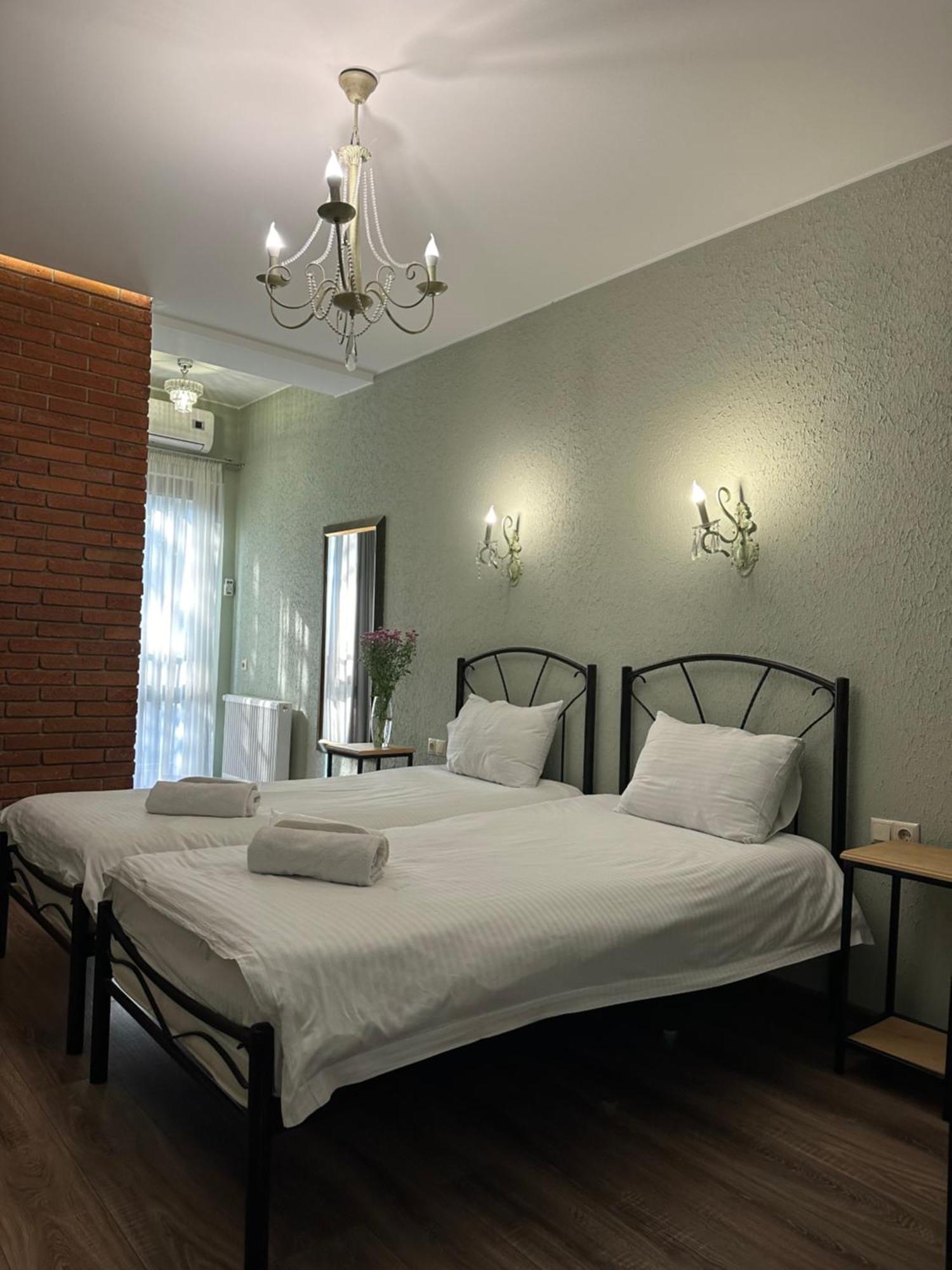 Wine Hills Hotel Tbilisi Bagian luar foto