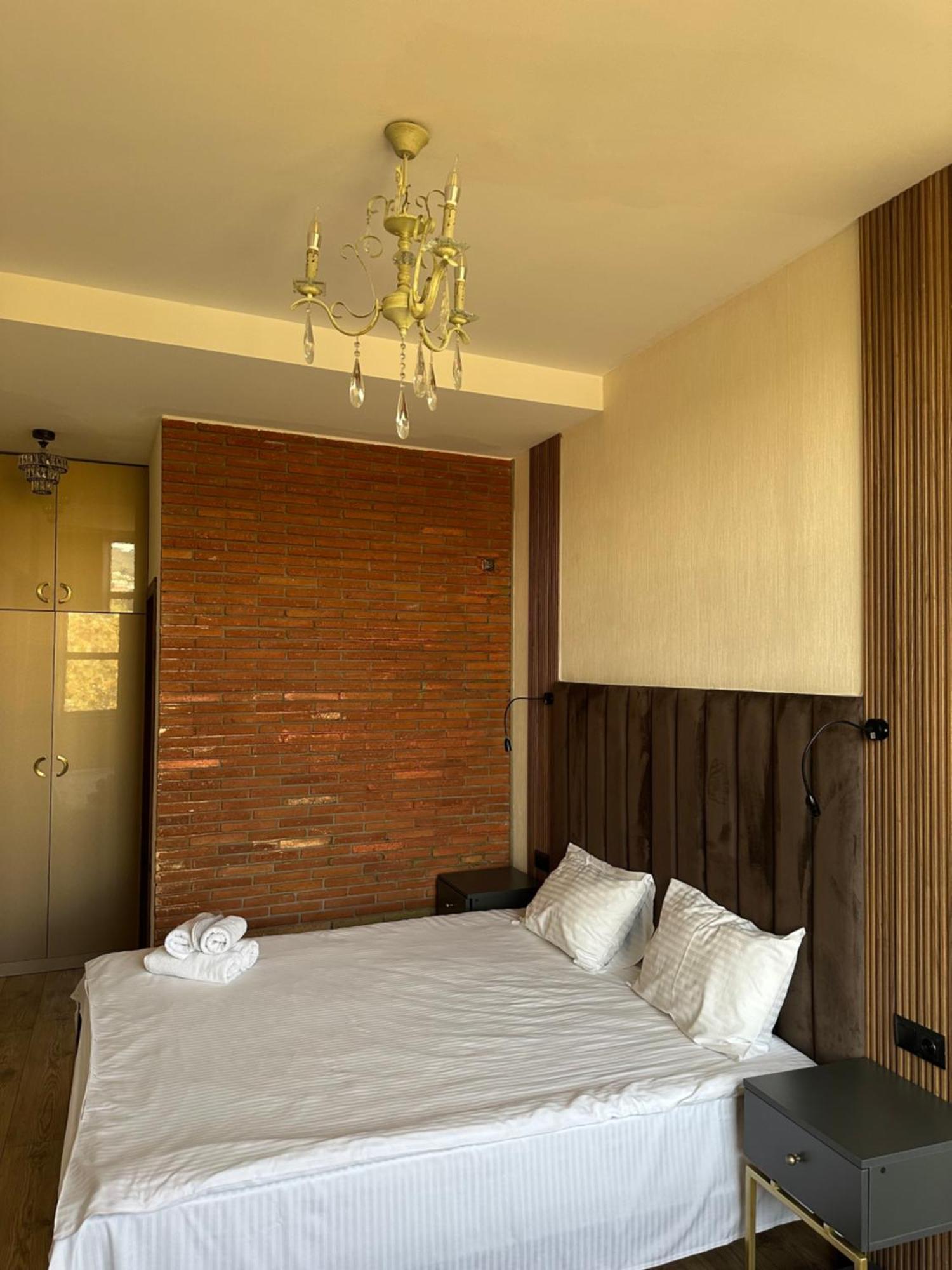Wine Hills Hotel Tbilisi Bagian luar foto