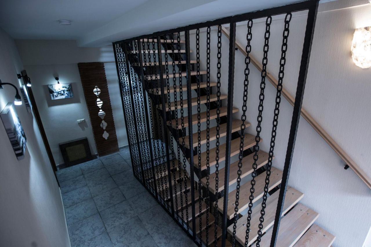 Wine Hills Hotel Tbilisi Bagian luar foto