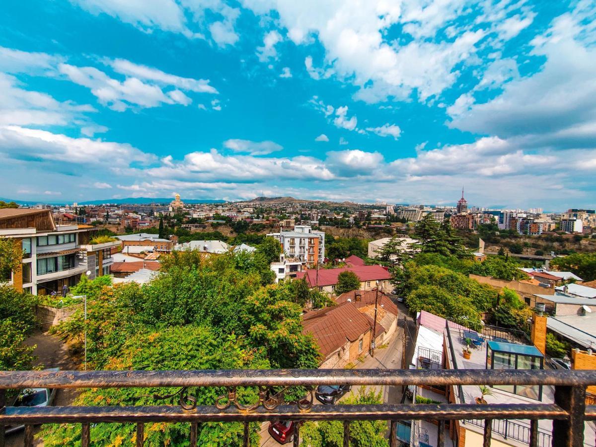 Wine Hills Hotel Tbilisi Bagian luar foto